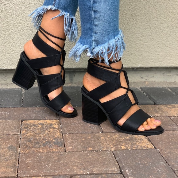 Black Strappy Lace Up Gladiator Block Heel Sandal - Picture 3 of 7